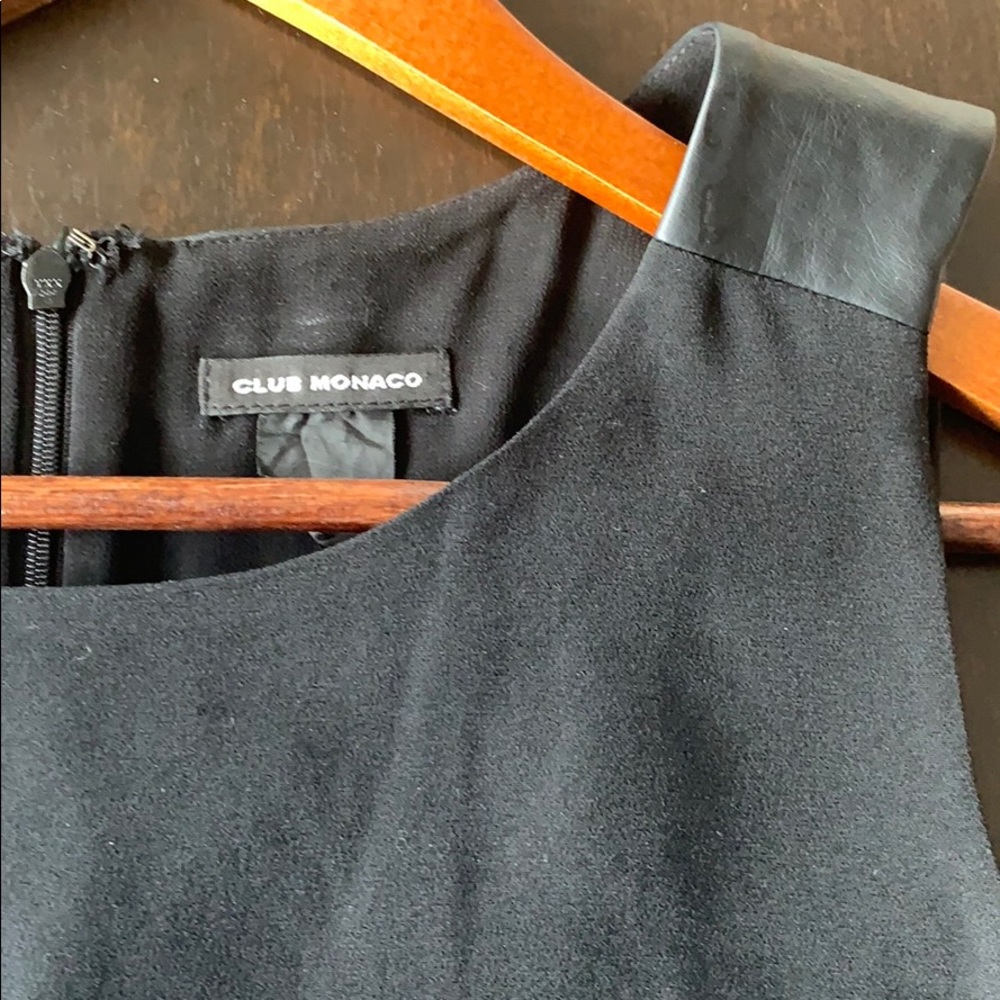 Club Monaco crop top